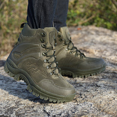 Men's outdoor shoes military boots 4 colors optional leather  -top thick-soled  hiking shoes safety work shoes
