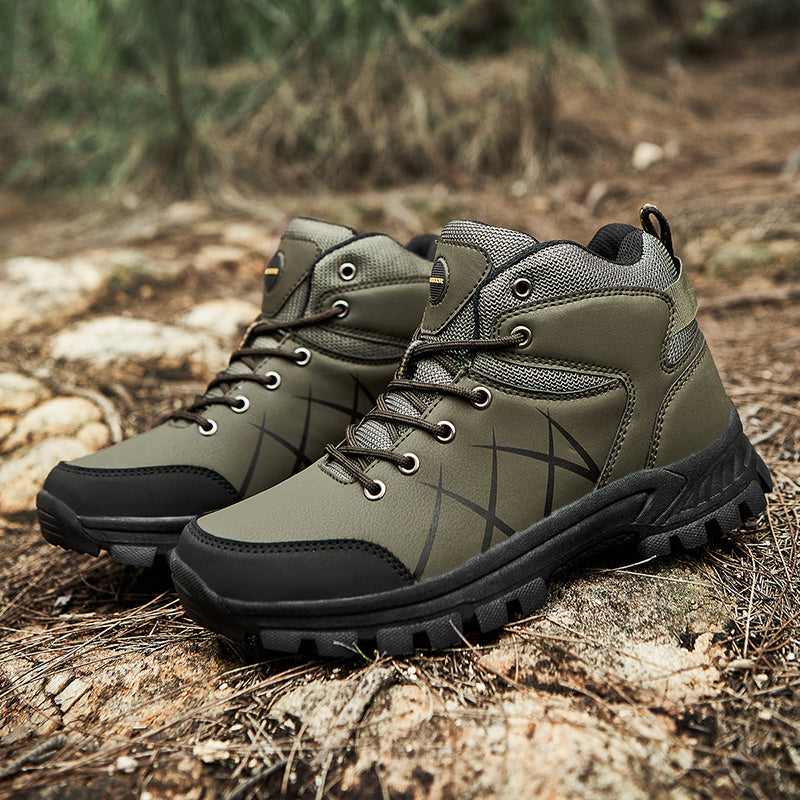 High top outdoor hiking shoes in autumn and winter Men's waterproof, anti-skid and wear-resistant hiking shoes