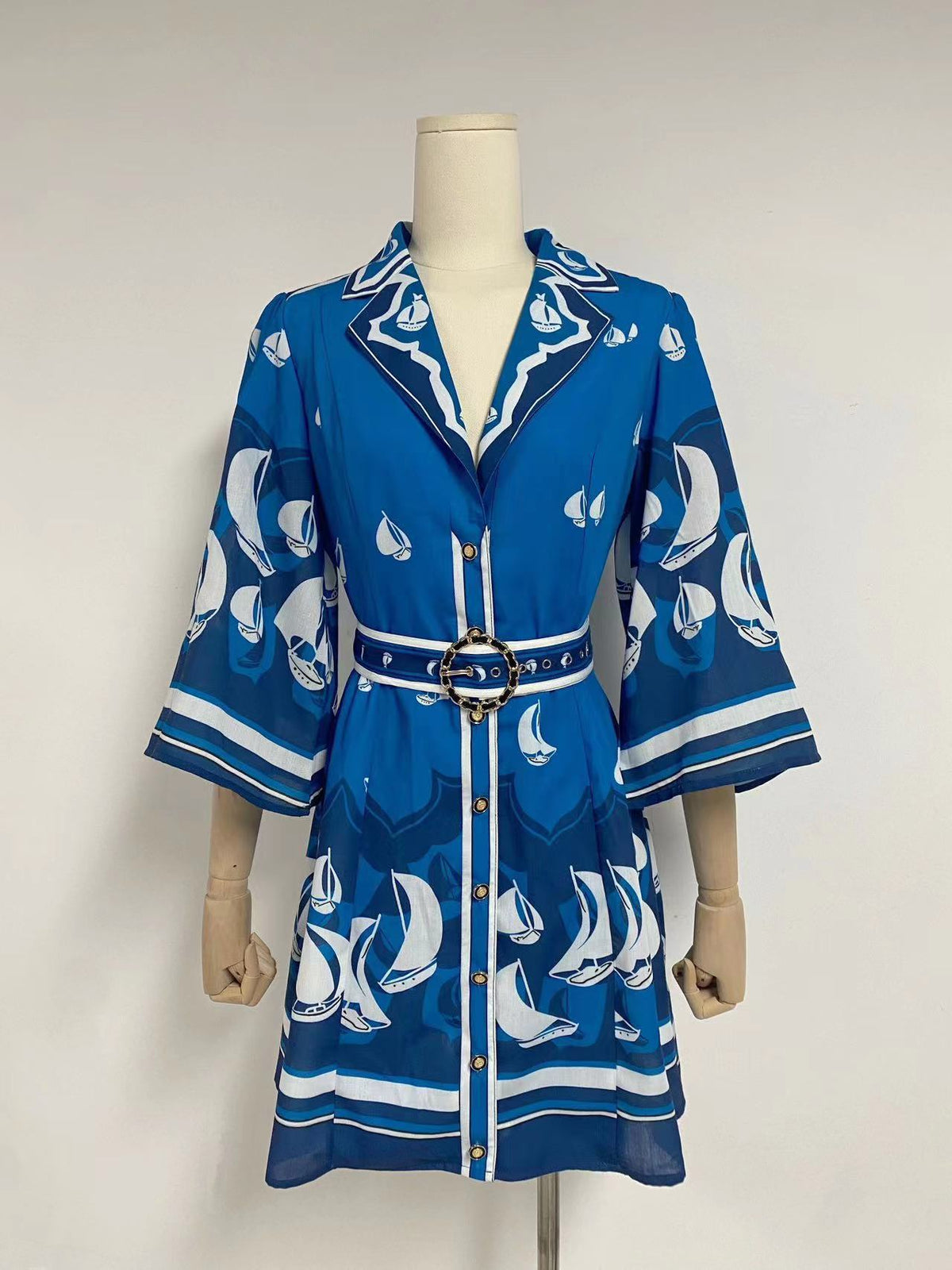 فستان قميص طباعة غير منتظمة 