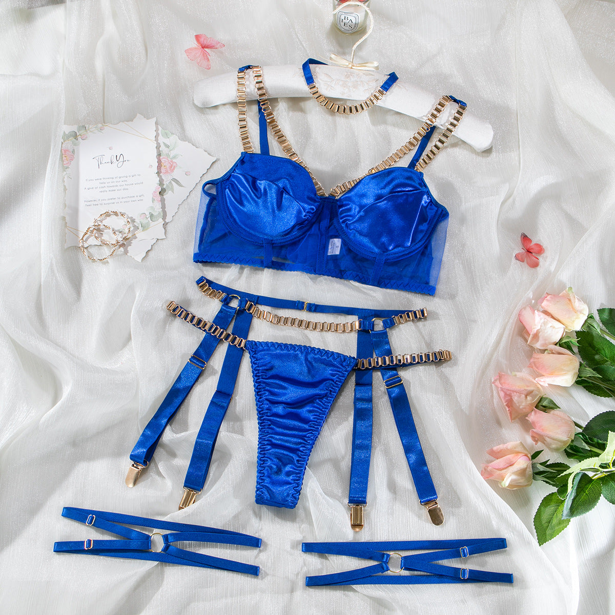 حار بيع حار نمط الصيف حار بيع مثير الملابس الداخلية الساتان المعادن الثقيلة ملهى ليلي فتاة ساخنة مثير أربع قطع مجموعة