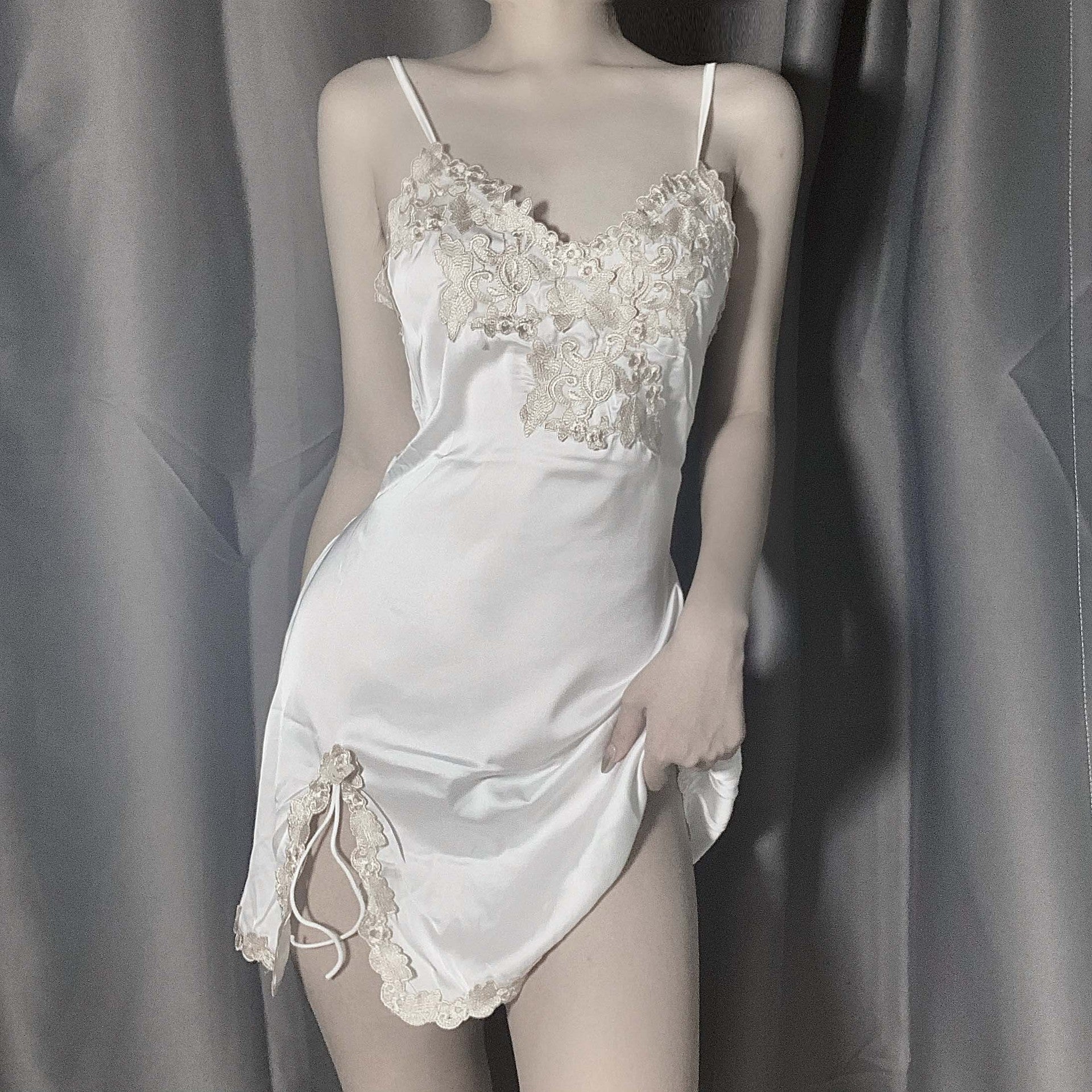 Ladies Fashion Lace Stitching Simulated Silk Homewear Nightdress J2JX1014YML