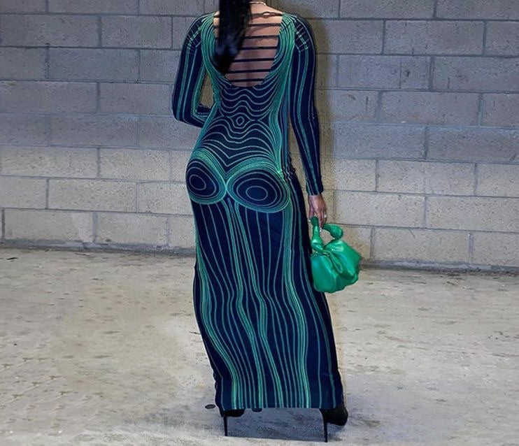 فستان نسائي جديد على الطراز الأوروبي والأمريكي مطبوع بدون ظهر وياقة دائرية وأكمام طويلة