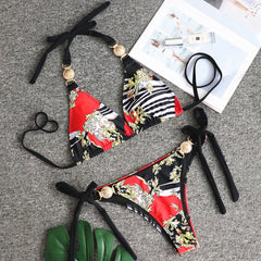 Factory Wholesale 2022 New Print Lace Up Women's Split Swimwear Sexy Metal Accessories Bikini European and American Swimsuits