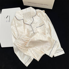 Women's light  and noble white  pattern long-sleeved  end  silk pajamas home clothes set