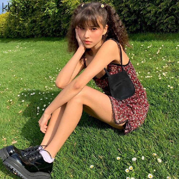 فستان قصير نسائي صيفي بوهو بحزام أحمر من KLALIEN فستان نسائي أنيق لطيف على طراز الكلية كاواي نحيف وناعم منقوش عليه زهور جديد 