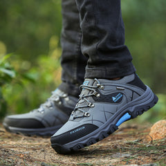 2023 autumn and winter new large size men's shoes  top outdoor hiking shoes men's  wear-resistant hiking sports shoes