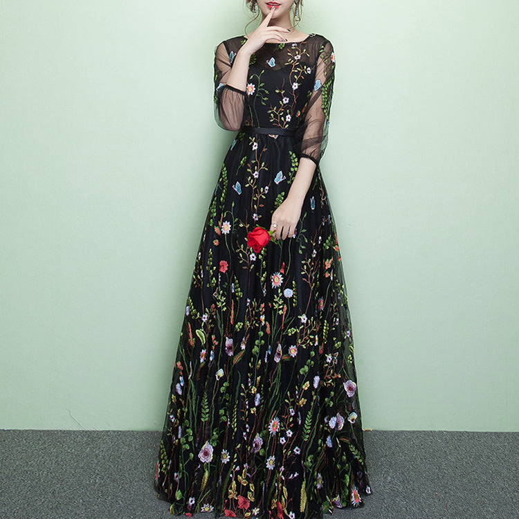 Ladies Long Round Neck Embroidered Flowers Banquet Evening Dress Fashion Party Dress Long Sleeve Dress