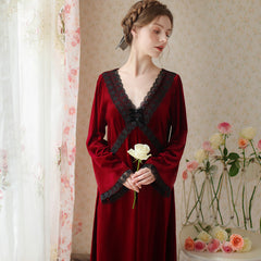 New Women gold velvet pajamas Homewear Romantic Nightgown Winter Retro Court Style Long Night Dress Victorian Vintage  Sleepwear Robe