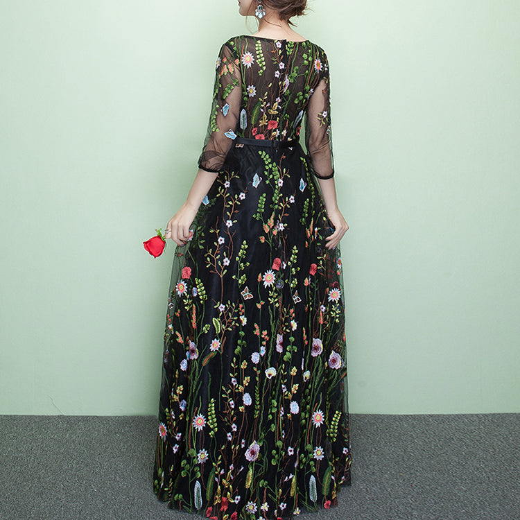 Ladies Long Round Neck Embroidered Flowers Banquet Evening Dress Fashion Party Dress Long Sleeve Dress