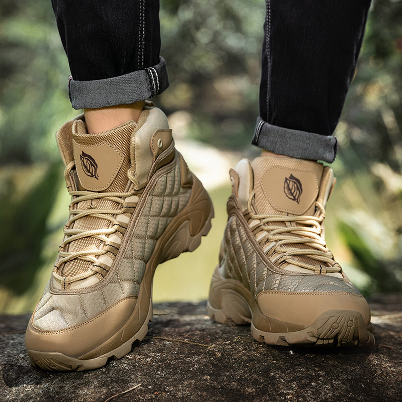 New outdoor hiking off-road boots men's military boots military combat boots  top men's boots safety boots wear-resistant  size 40-47