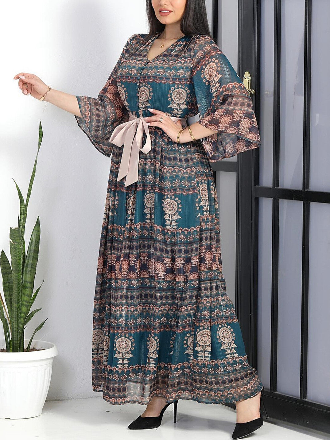 Vintage Print Tie Chiffon Dress