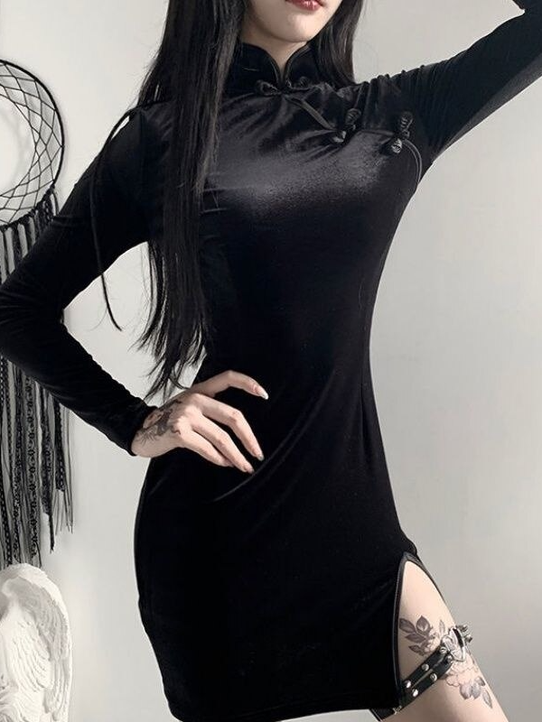 SXGOTH Dark Academia Alt Goth Velvet Dress Cheongsam Sexy  Bodycon Slit Punk Winter Pleated Female Casual Hollow Black