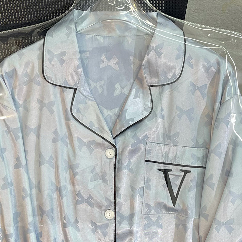 مجموعة ملابس منزلية فاخرة من قماش الجاكار لطية صدر السترة للسيدات لربيع 2023 