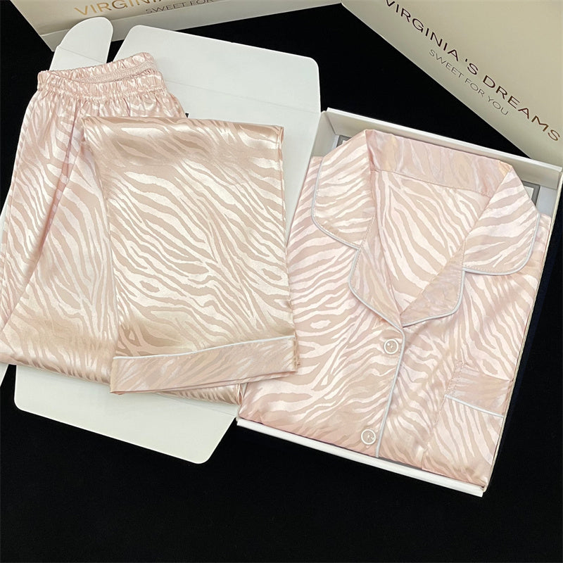 Women's light  and noble white  pattern long-sleeved  end  silk pajamas home clothes set