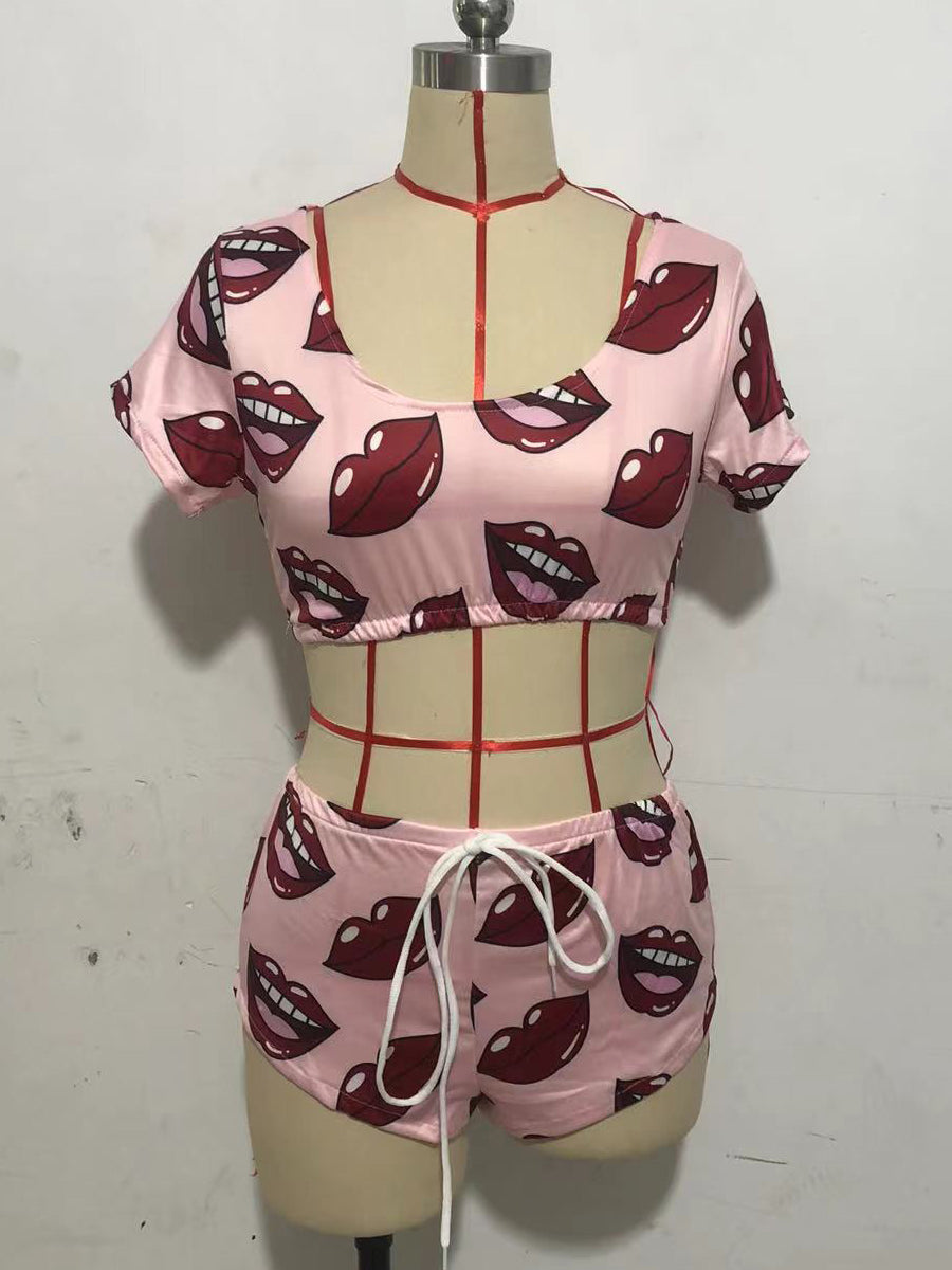 Women's pajamas deep v print big lips short-sleeved home wear suit