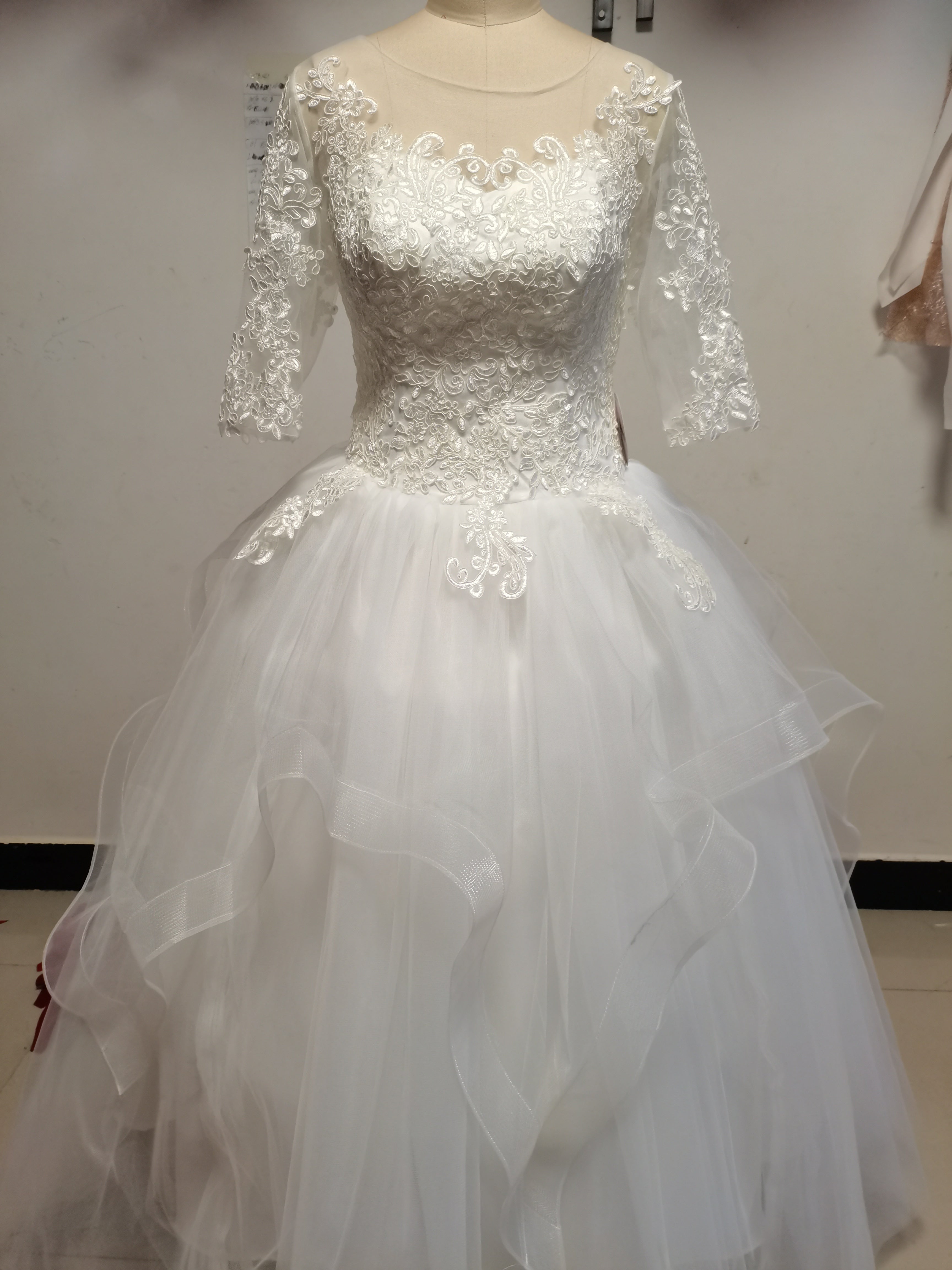 Wedding dress 2022 new style thin tutu skirt simple wedding Korean version  starry sky Hepburn series go out yarn