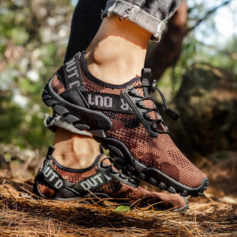 Men's Hiking Shoes High Quality Sports Shoes Summer New Hiking Mountaineering Sports Men's Outdoor Sports Shoes Wading Shoes