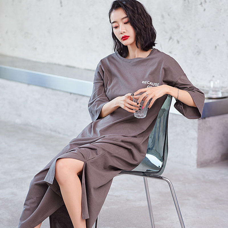 يمكن للسيدات الصيف اللطيفات لعام 2023 ارتداء ملابس نوم منزلية بأكمام قصيرة 