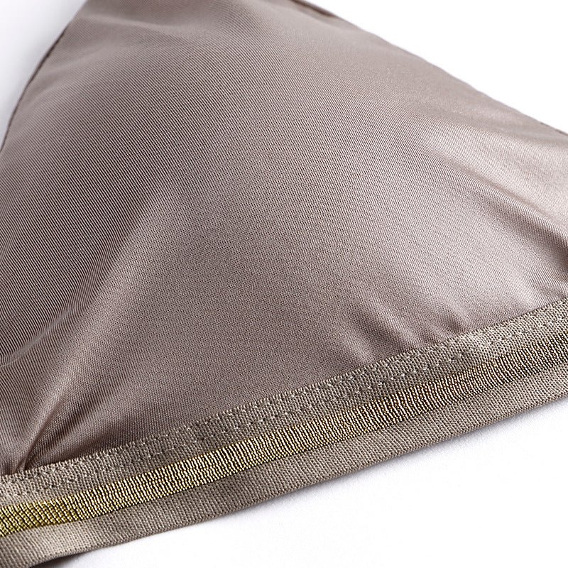 Noble and luxurious ice silk breasts for women with beautiful back, comfortable and breathable bra set, bikini and buttock lift panties