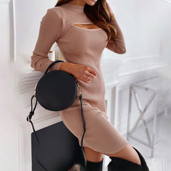 فستان نسائي قصير أسود مجوف عند الصدر ورقبة دائرية وأكمام طويلة وفتحة مرنة ضيقة مثيرة للسيدات ملابس الشارع الليلية للنوادي الليلية 