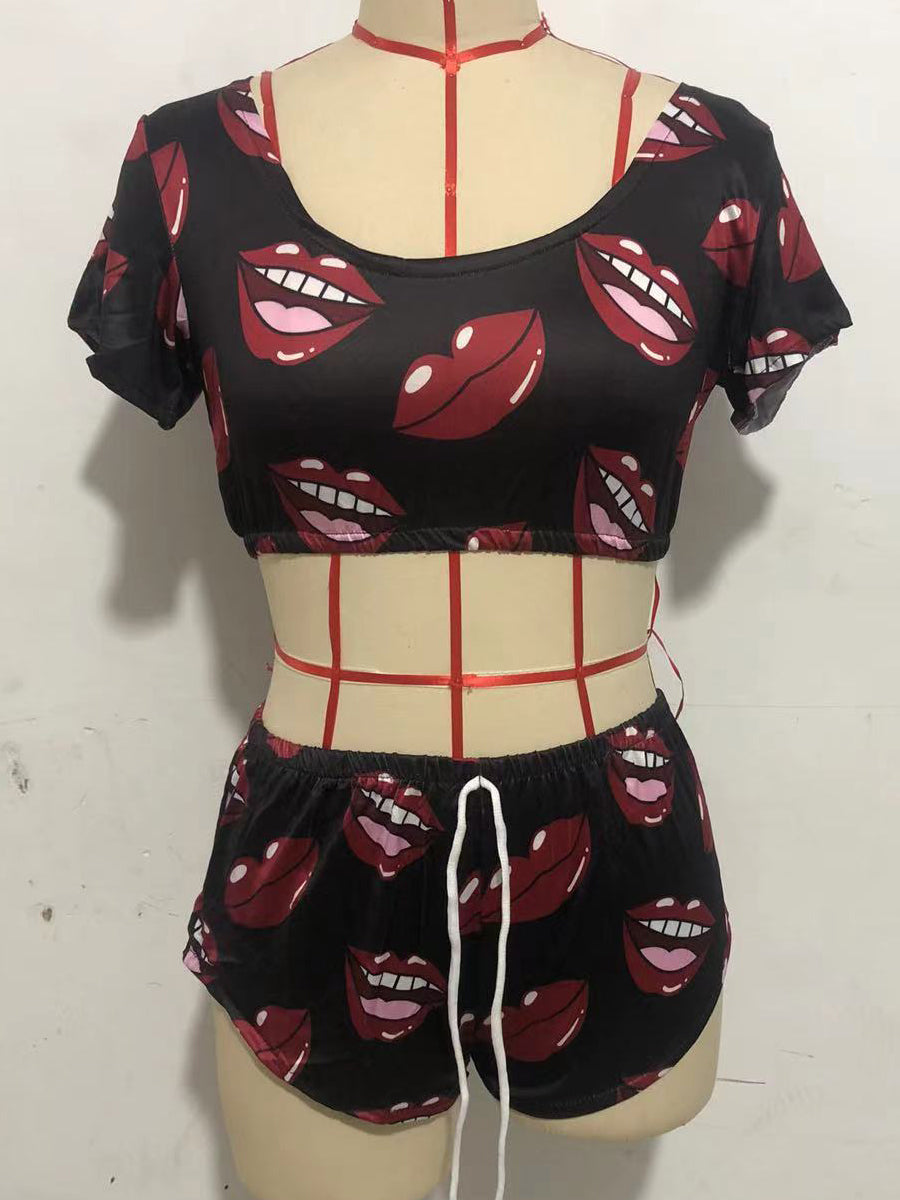 Women's pajamas deep v print big lips short-sleeved home wear suit