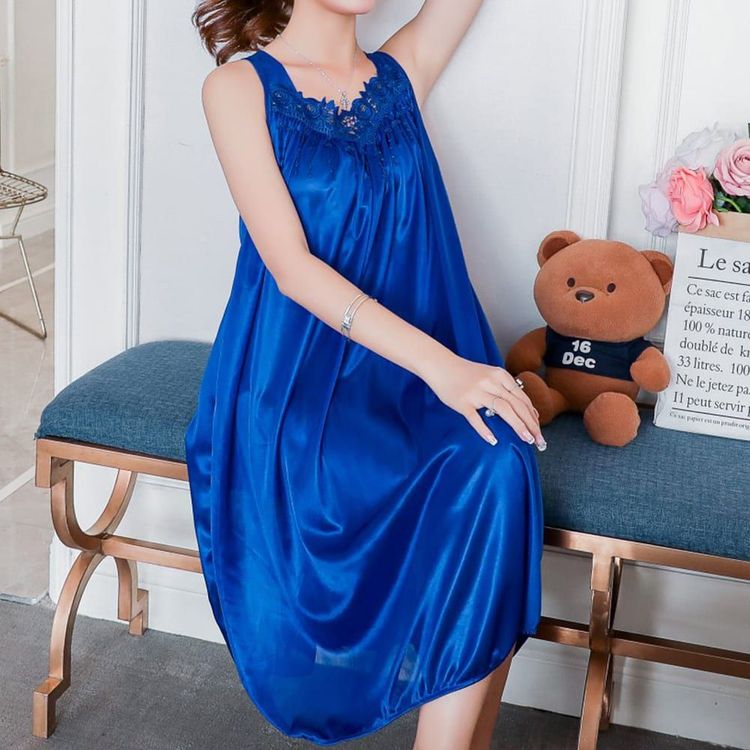 Summer solid color sweet and cute  style suspender mid-length nightdress