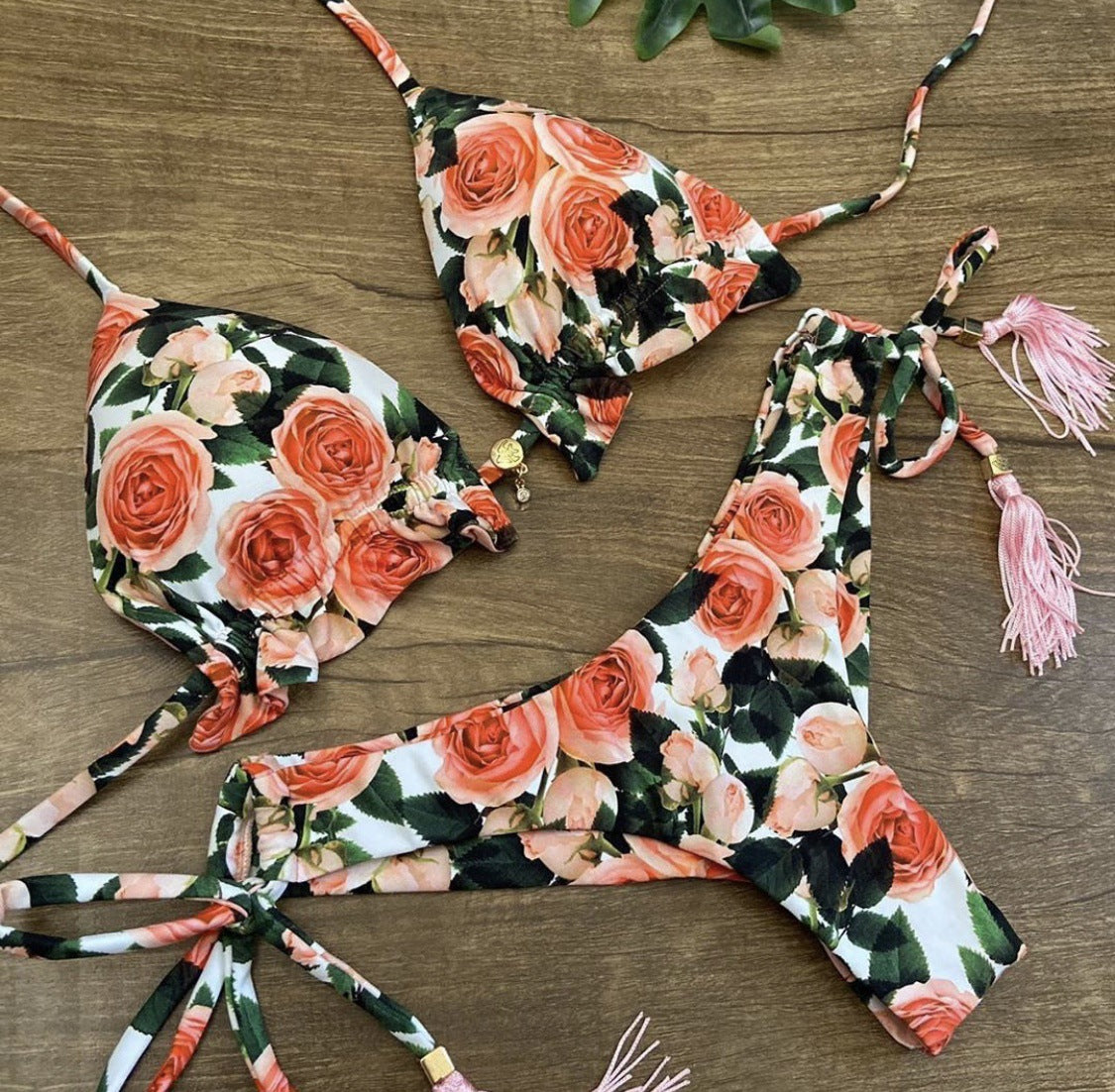 Brazilian Split Ladies Printed Swimsuit With Underwire Chest Pad Sexy Triangle Bikini