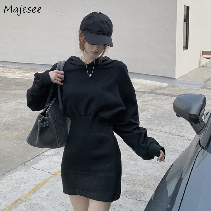 Long sleeve dress women's sexy Korean hot sale Bodycon thickened winter women's basic fashionable clothes Black mini party street guard