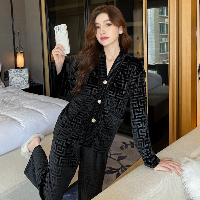 New autumn and winter new gold velvet pajamas net red same fashion big flower home clothes long sleeved trousers suit