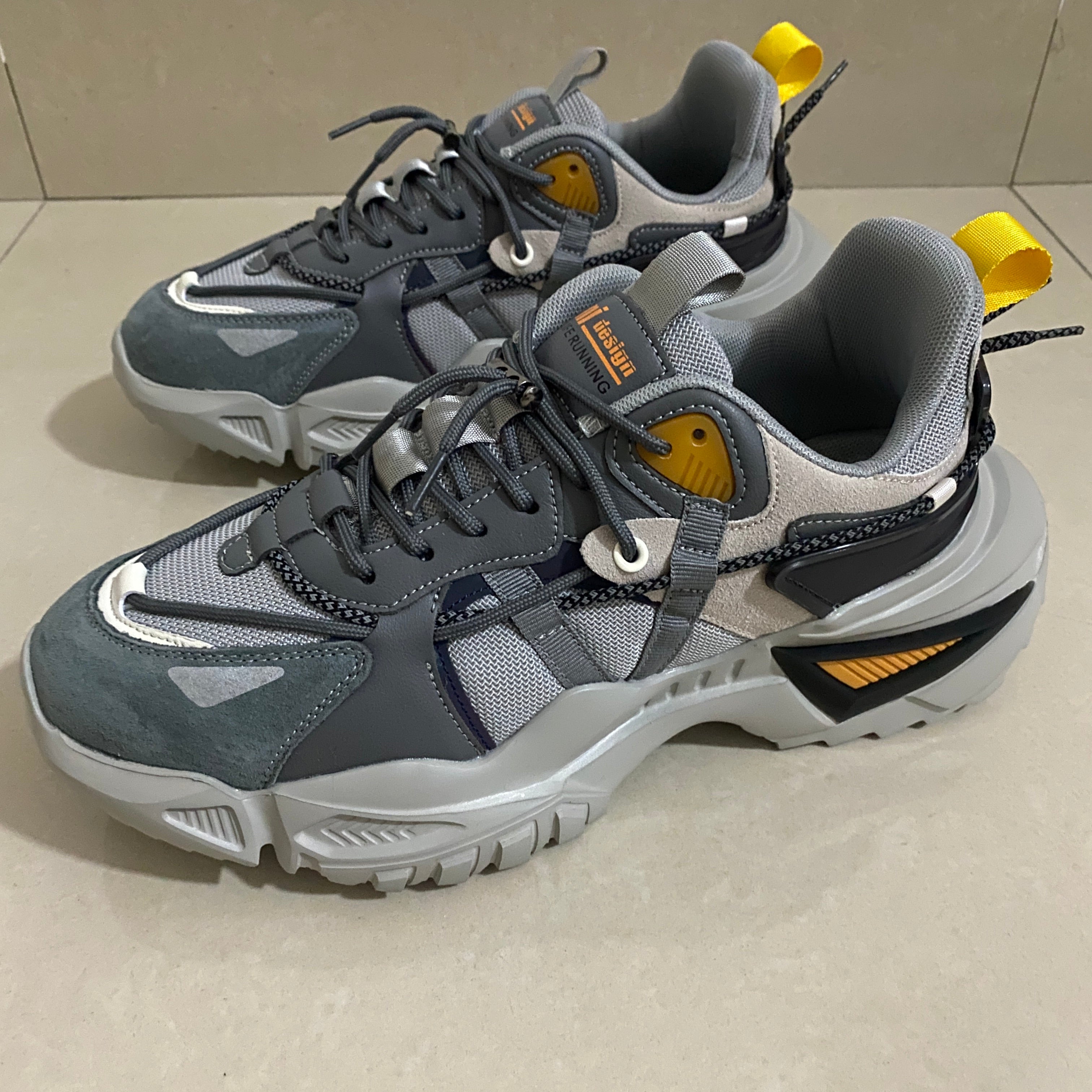 European station 2021 new men's shoes fashion thick-soled old shoes breathable mesh casual sports shoes shock absorption wear-resistant running shoes