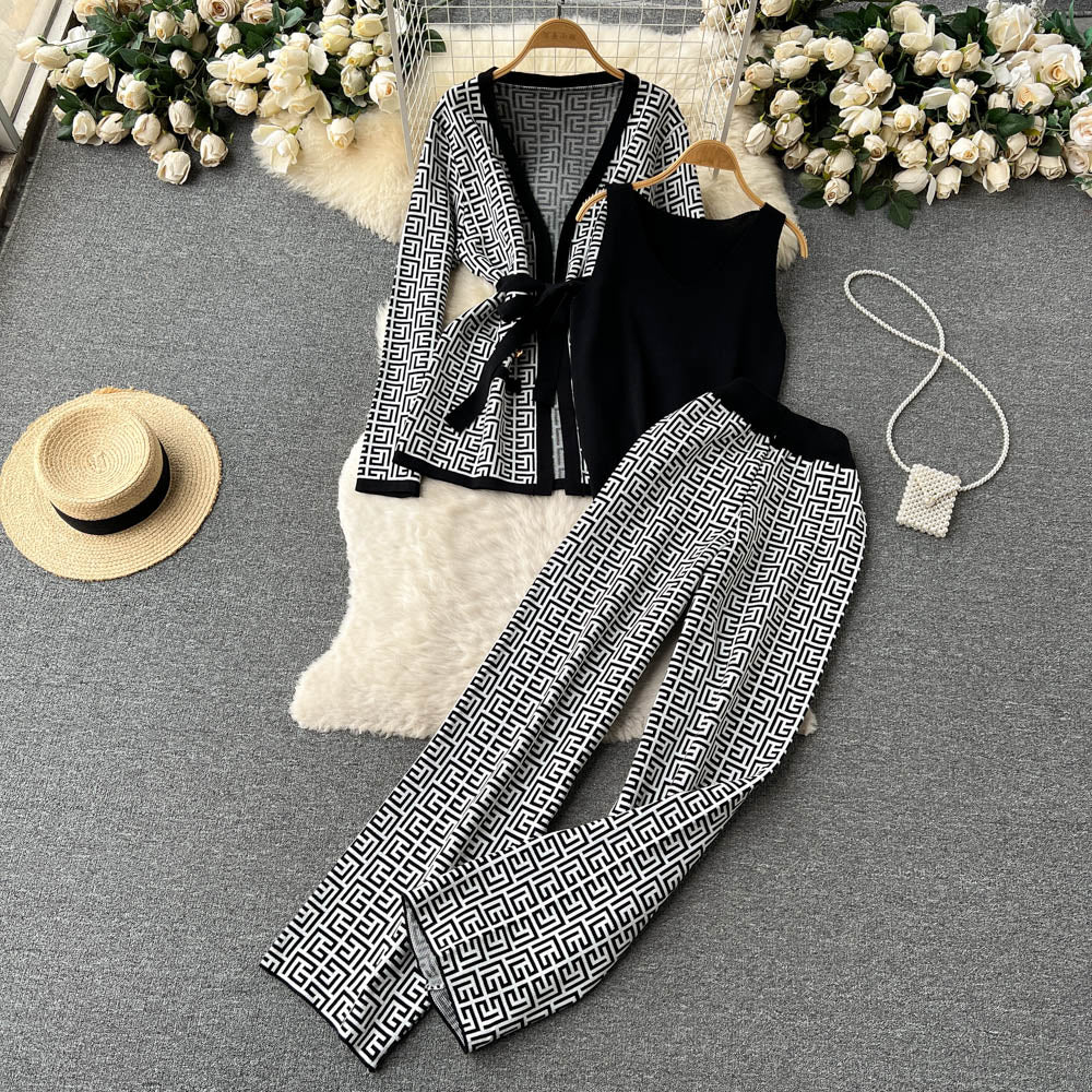 Women's  end small fragrance suit early spring and autumn lace-up  cardigan  waisted wide-leg pants three-piece set