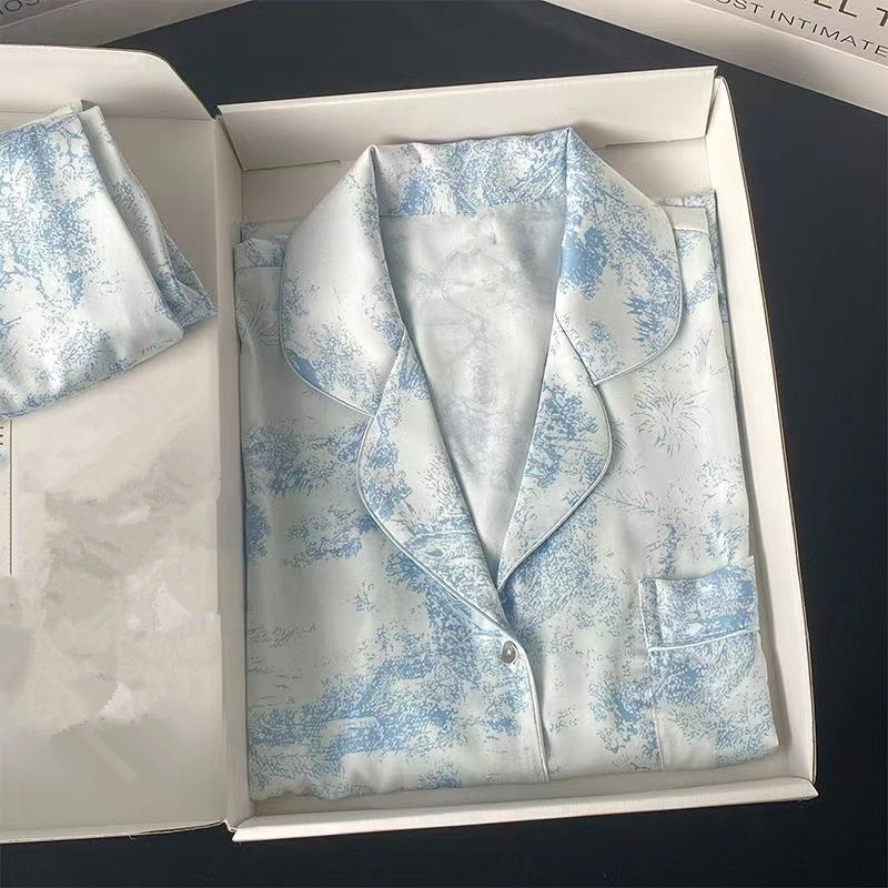 مجموعة بيجامات صيفية جديدة من الحرير المقلد مزدوجة قصيرة من الحرير الجليدي من الجاكار بسيطة وغير رسمية يمكن ارتداؤها 