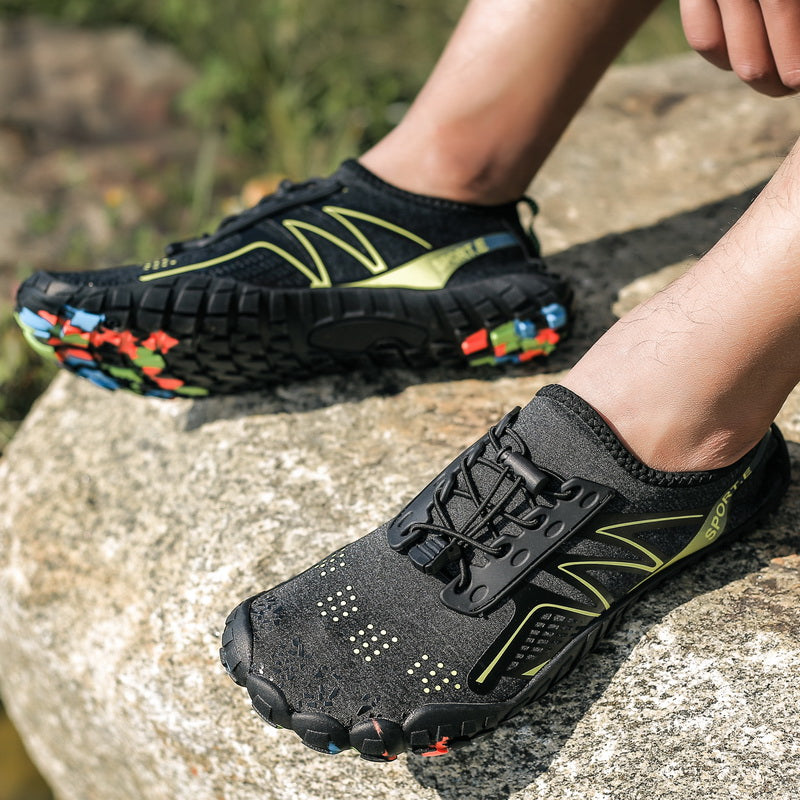 New large size outdoor five-finger hiking shoes men's shoes swimming shoes beach shoes women's shoes lovers shoes