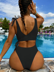 New one-piece swimsuit sexy bikini European and American swimsuit female hollow swimsuit solid color