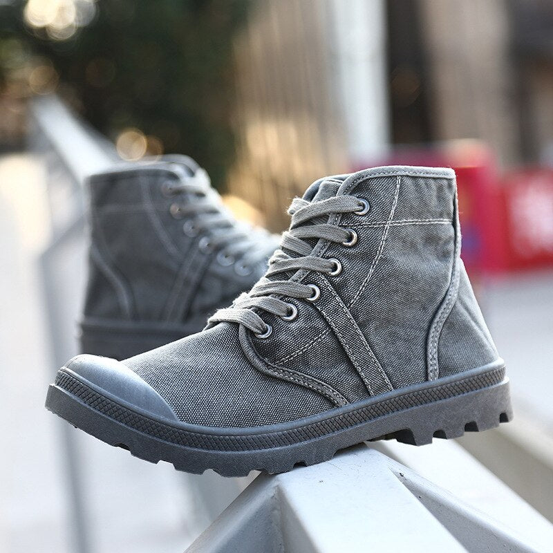 New canvas shoes mid-top men's shoes retro British casual high-top shoes men's hiking Martin boots old cloth shoes