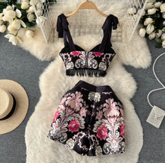 Spring and summer new women's retro court style printing suit women's strappy fringed suspender top +  waist wide-leg shorts two-piece set 7.29
