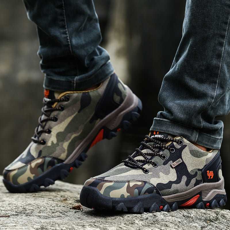 Classic camouflage hiking shoes outdoor mountain travel sneakers couple hiking shoes construction site safety shoes safety shoes size 36-44