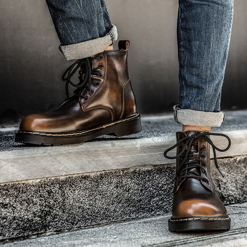 Pure black motorcycle Martin boots men's spring England Korean version of the trend of all-match high-top leather shoes men's shoes knight boots