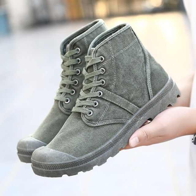 New canvas shoes mid-top men's shoes retro British casual high-top shoes men's hiking Martin boots old cloth shoes