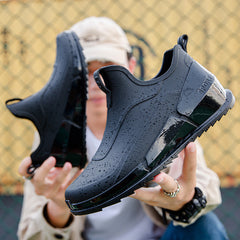 2023 New Men's Outdoor Hiking Shoes Shaxi Fishing Rain Boots Black Work Shoes Waterproof Rubber Fishing Shoes