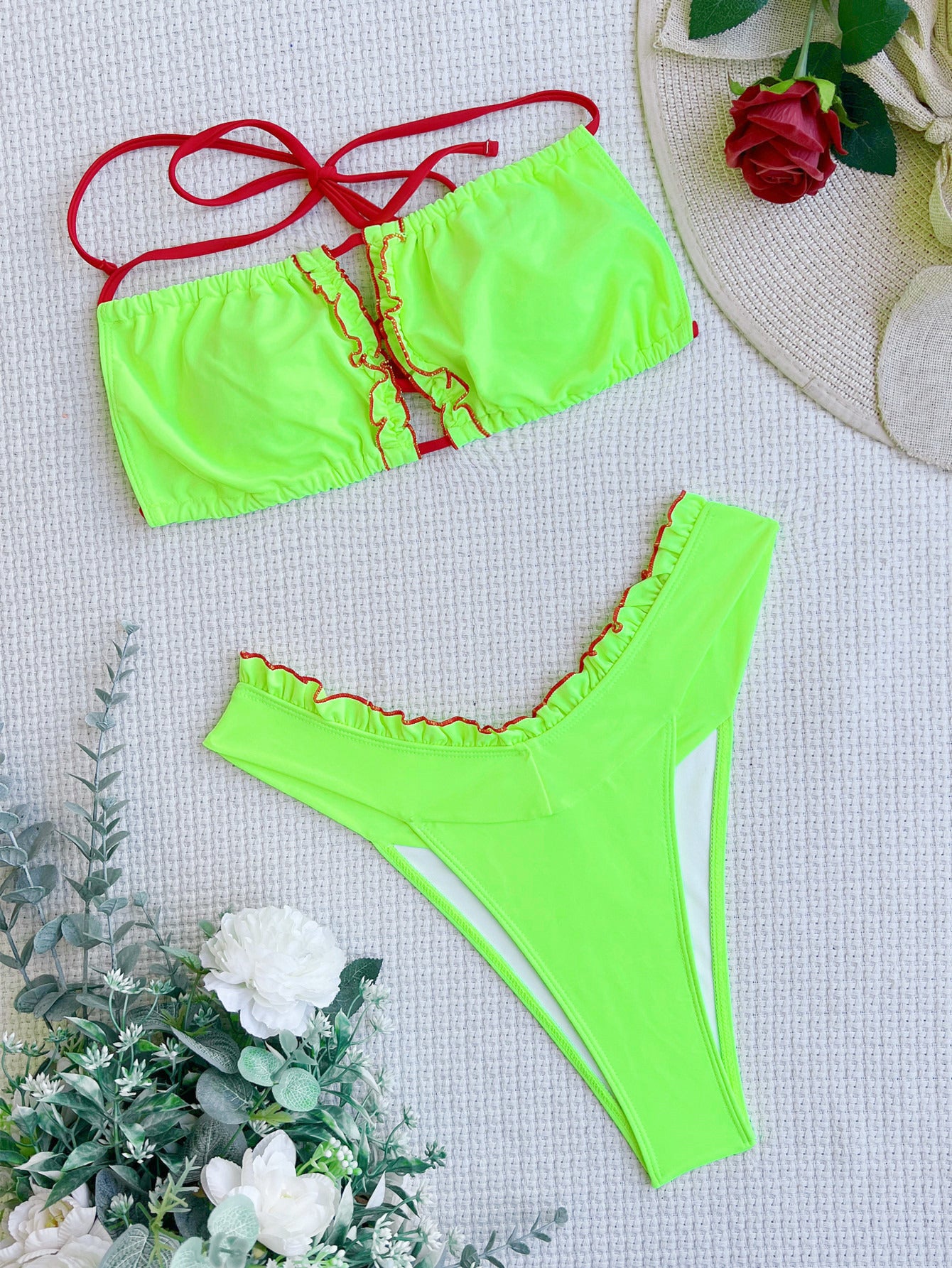 Chan double new bikini lotus leaf swimsuit European and American swimsuit women's color matching swimsuit strap bikini6492