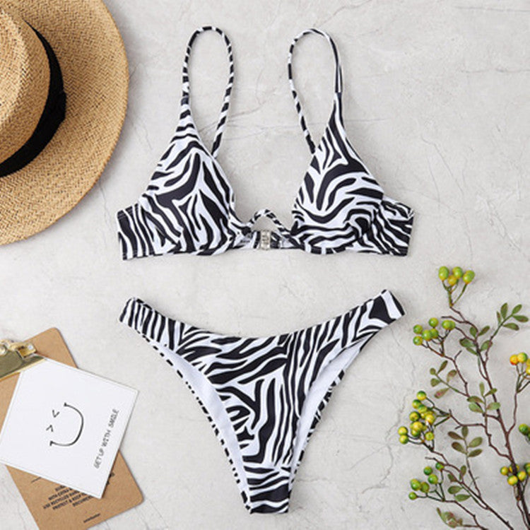 Bikini,womens bikini,bikini for women,bikinis for women,bikinis,cupshe bikini,cupshe bikini for women,red bikini for women,cupshe,triangle bikini top
