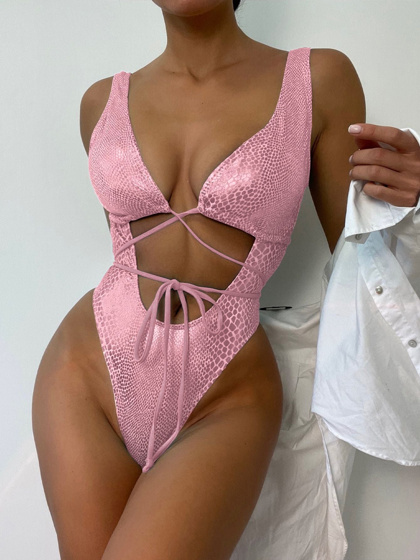 2023 hot style European and American one-piece swimsuit female sense sleeveless European and American tie swimsuit foreign trade bikini