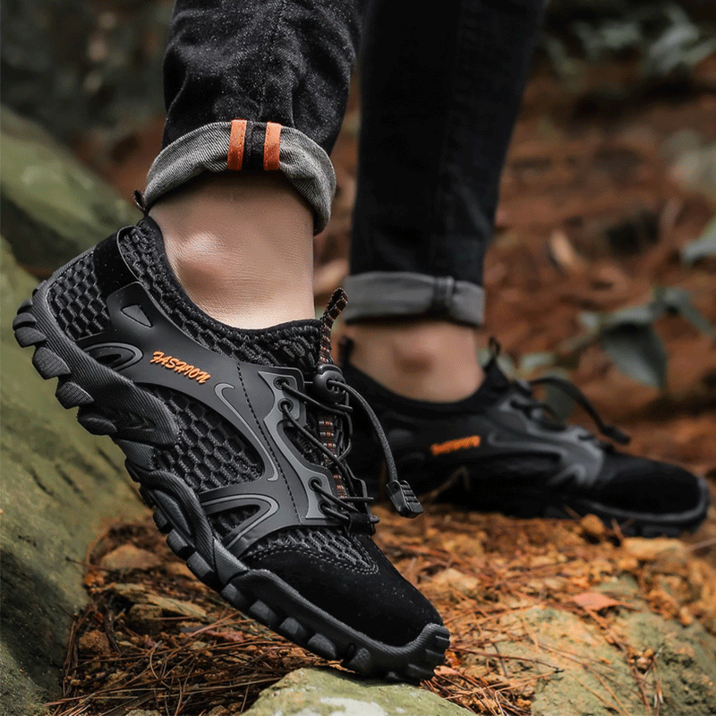 Fashion trend outdoor hiking shoes upstream mesh shoes
