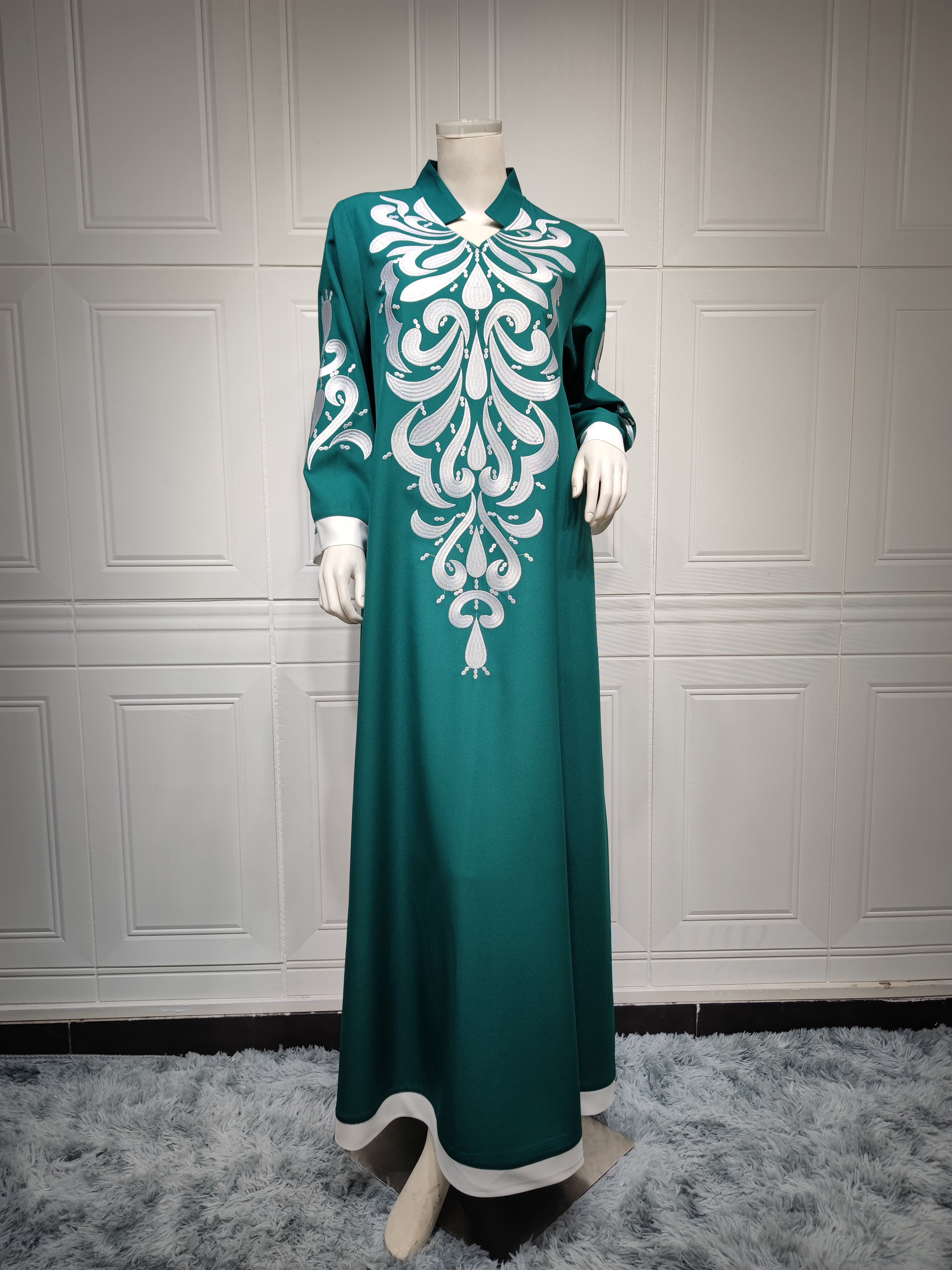 Middle East Ramadan New Muslim Women's Long Dress Embroidered Color Matching Dress Jalabiya Ethnic Arab clothing