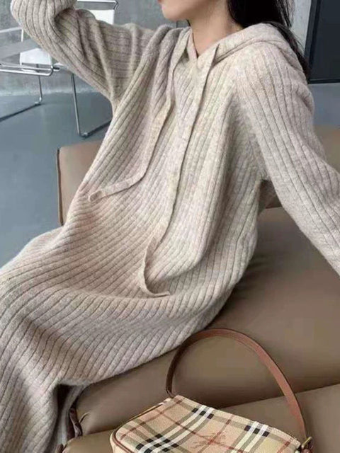 سترة نسائية جديدة لخريف وشتاء 2023 بغطاء للرأس بلون سادة وأكمام طويلة 