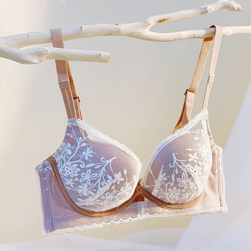 Small breasts show big gathered underwear women's auxiliary milk adjustment type anti-sagging flat chest no steel ring bra set thickened