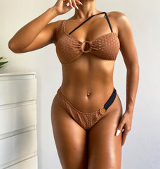 ملابس سباحة بيكيني جديدة لعام 2023 بأشرطة غير منتظمة في أوروبا والولايات المتحدة، ملابس سباحة مثيرة ضيقة للتجارة الخارجية 