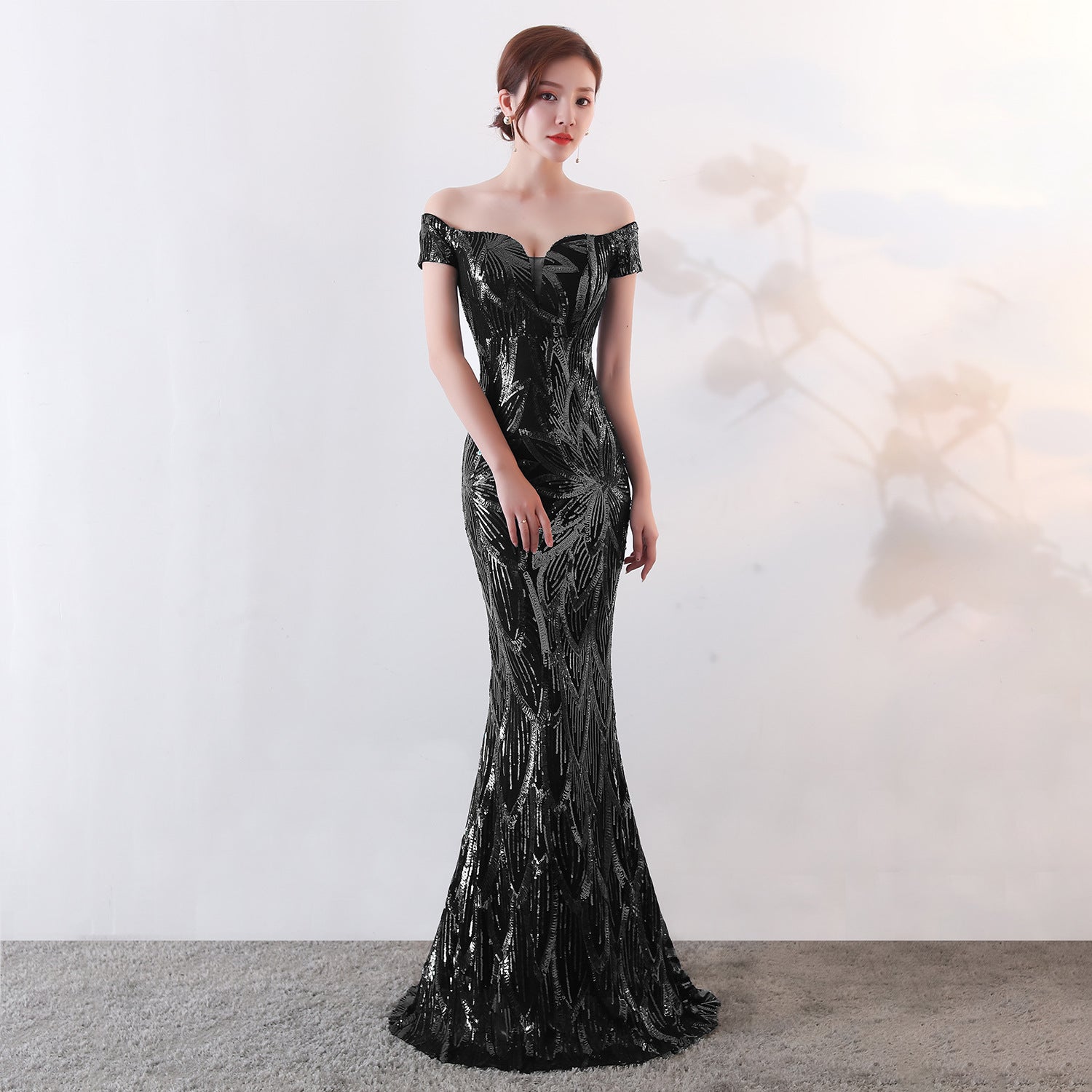 Hot selling new shoulder dress long fishtail sequined evening dress slim and slim banquet evening dress host dress