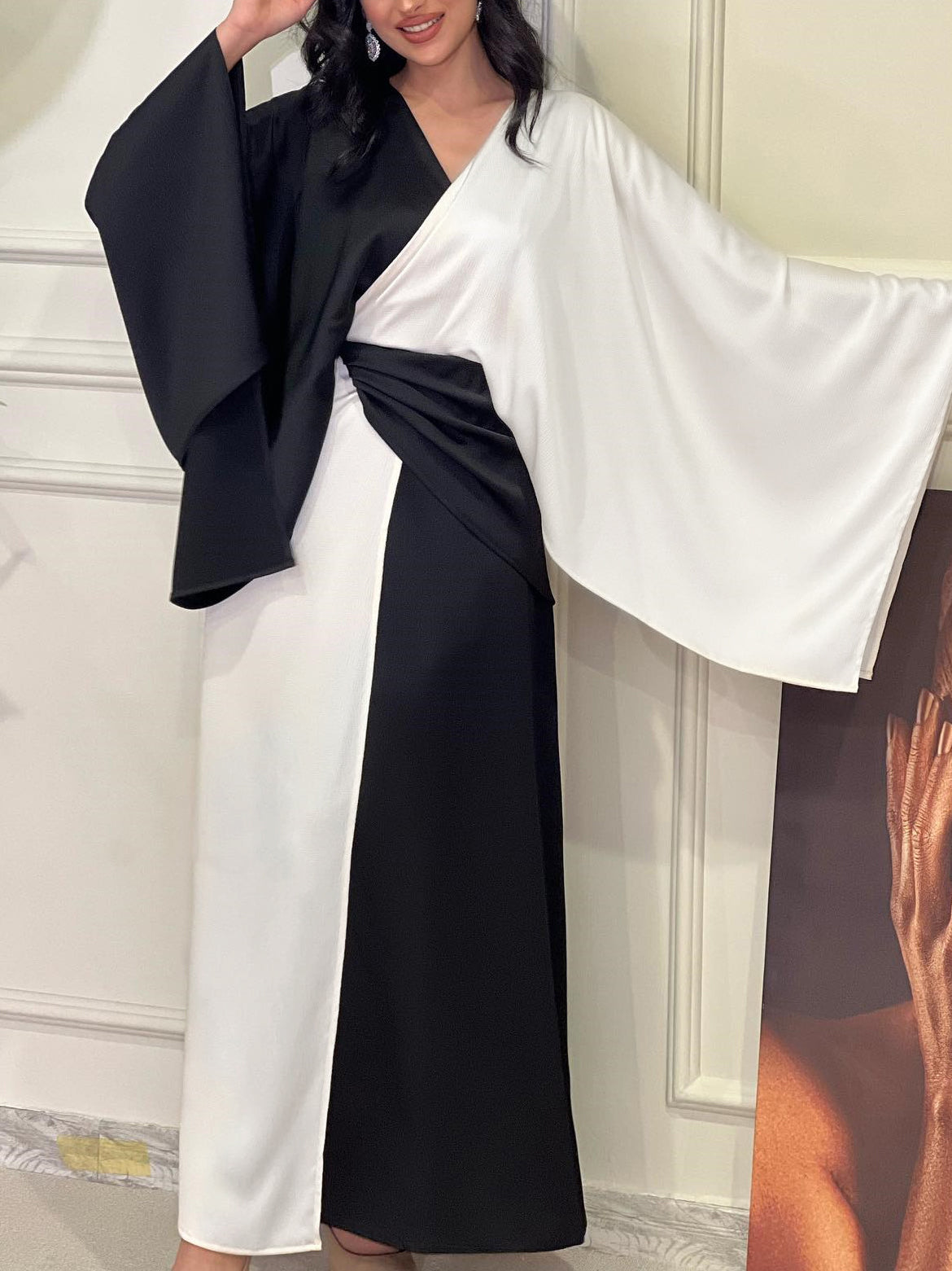Elegant satin dress with black and white contrast stitching